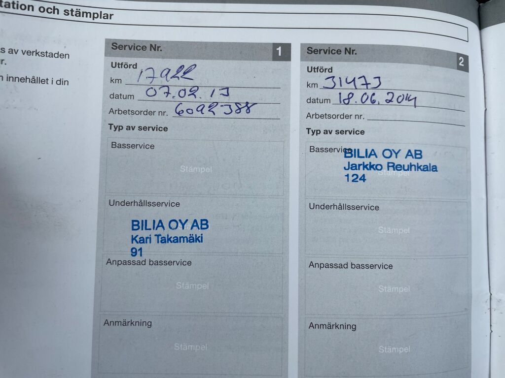 Volvo V50 2012 Musta