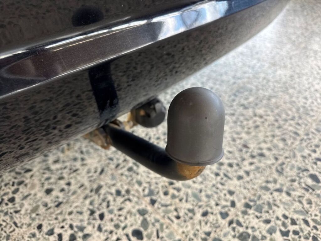 Volvo V50 2012 Musta