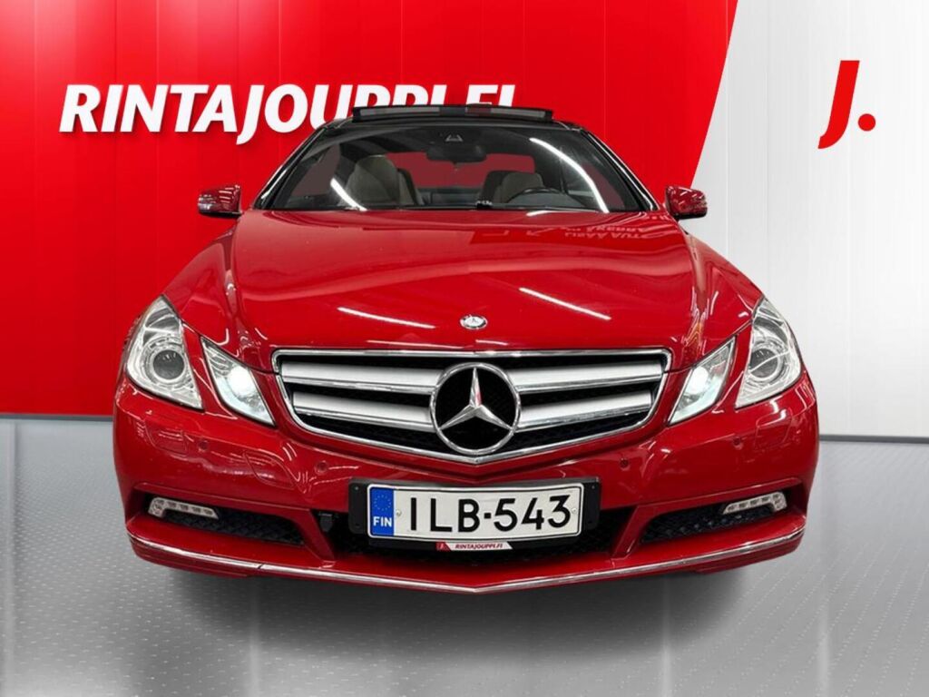 Mercedes-Benz E 2010 Punainen