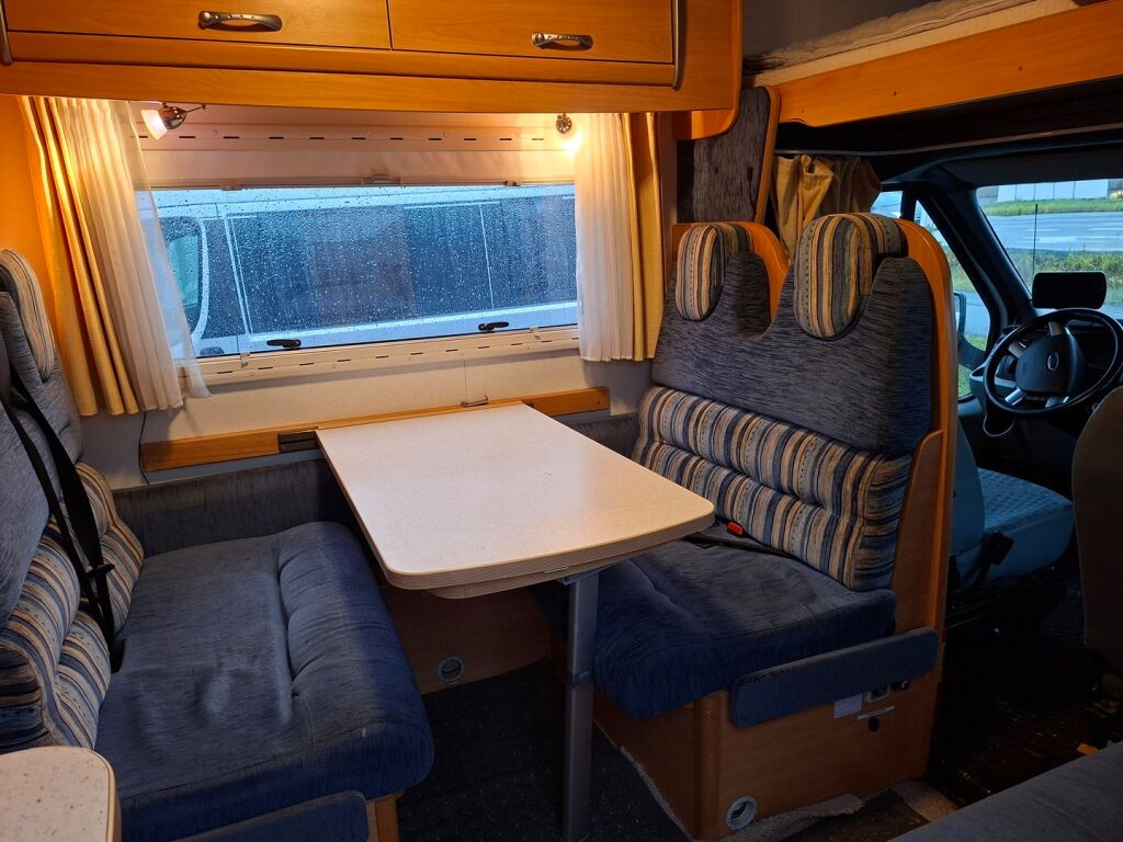 Chausson Trigano 2007 Valkoinen