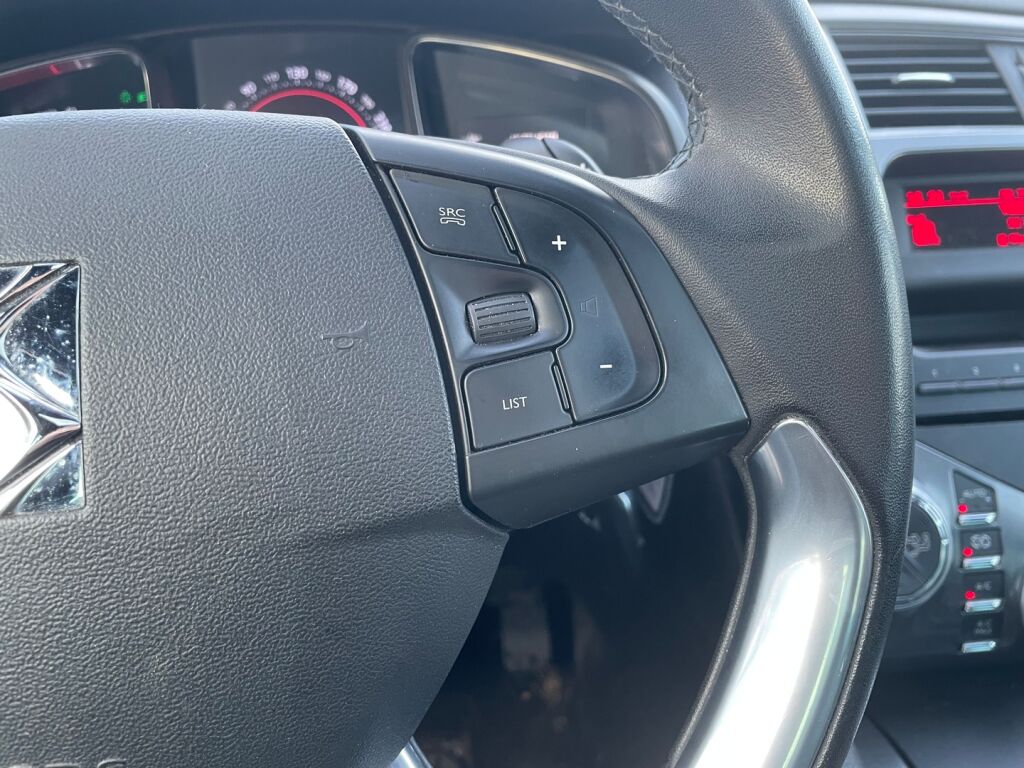 Citroen DS5 2013 Ruskea (beige)