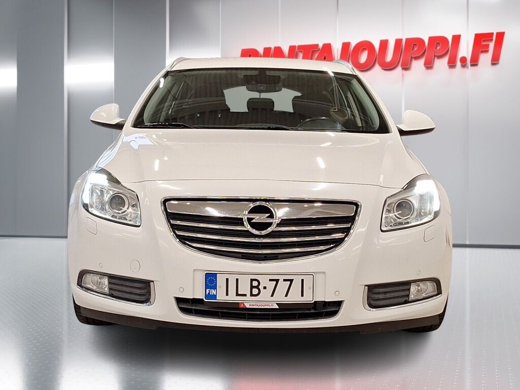 Opel Insignia 2013 Valkoinen