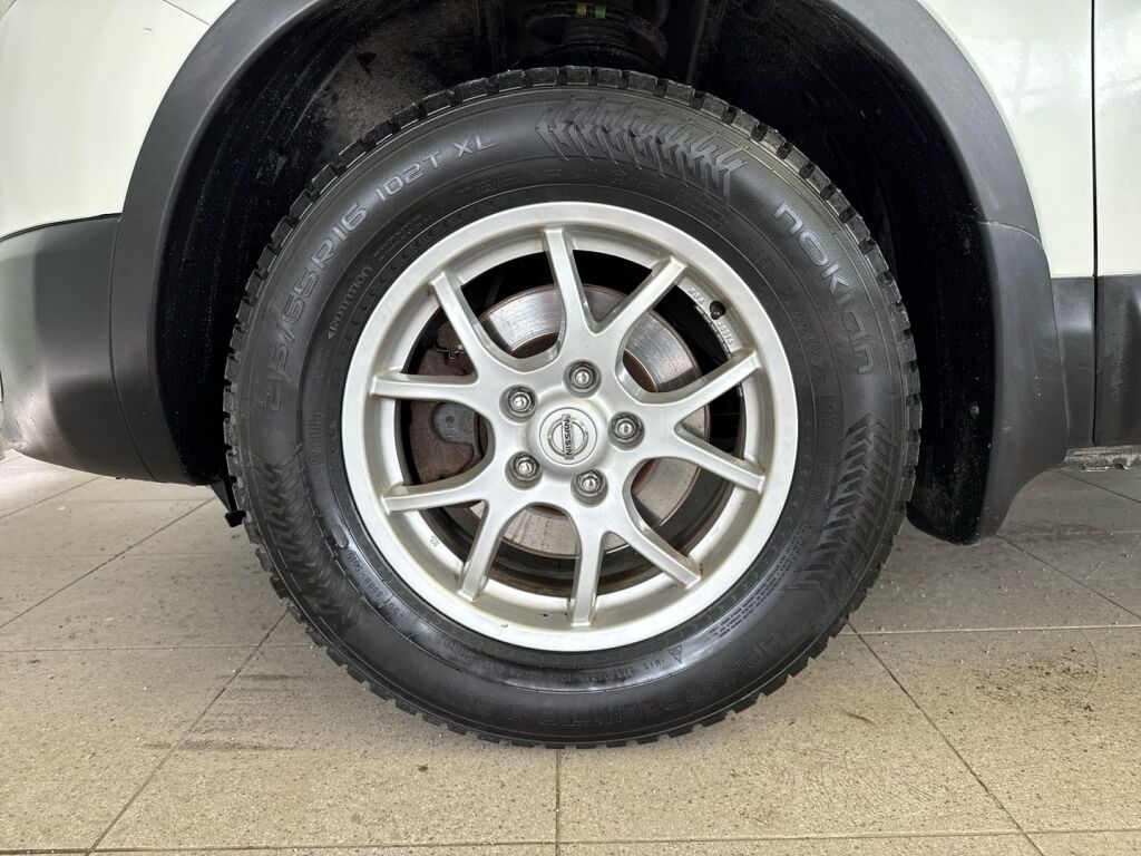 Nissan Qashqai 2013 Valkoinen