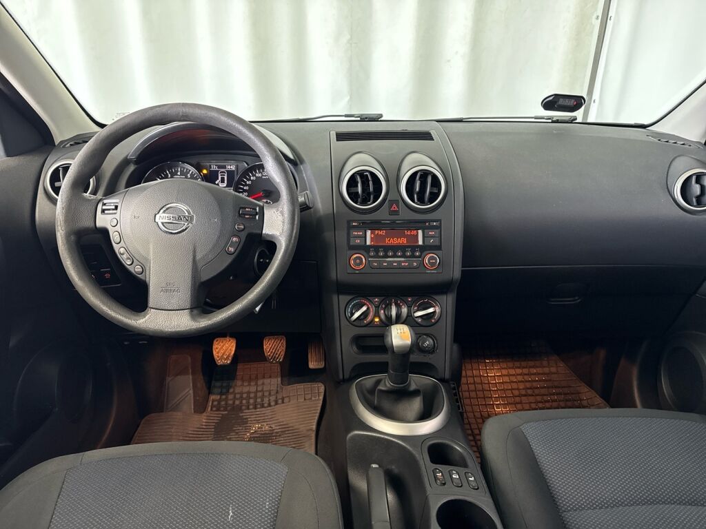 Nissan Qashqai 2013 Valkoinen