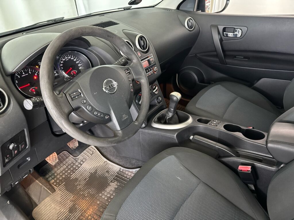 Nissan Qashqai 2013 Valkoinen
