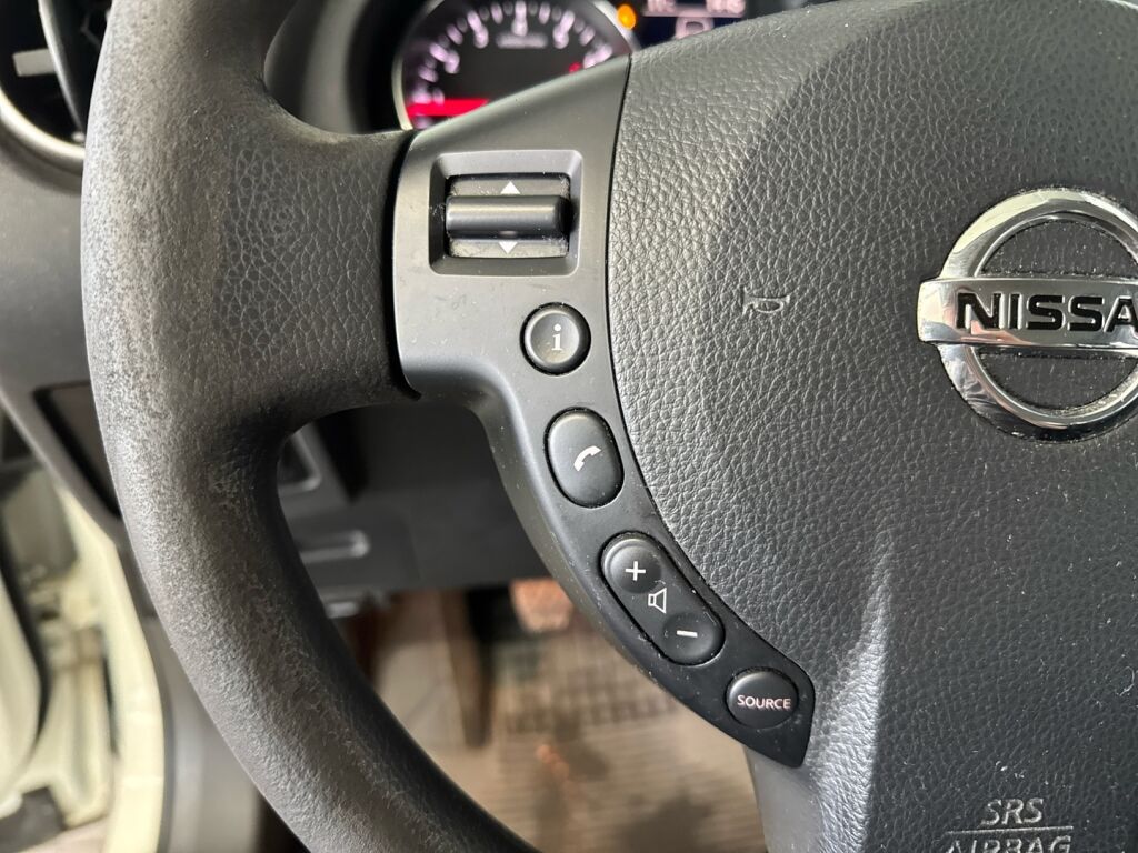 Nissan Qashqai 2013 Valkoinen