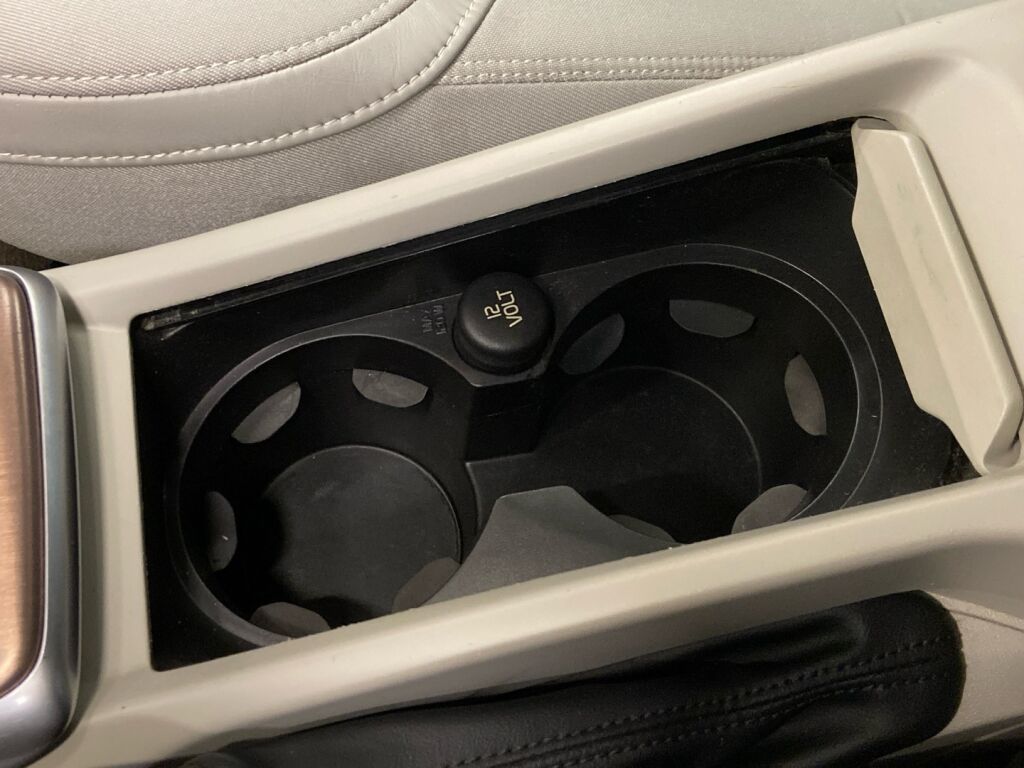 Volvo V40 Cross Country 2013 Valkoinen