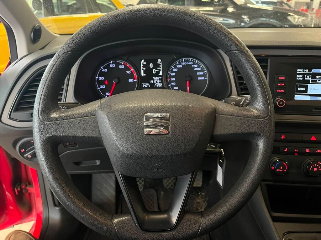 Seat Leon 2013 Punainen