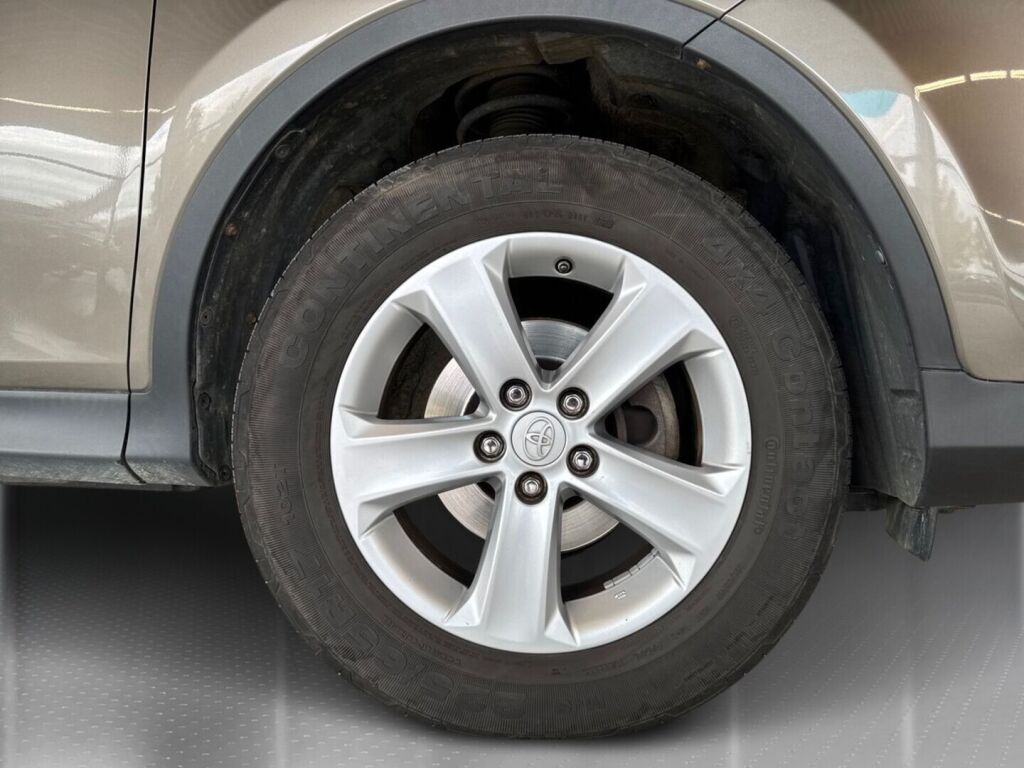 Toyota RAV4 2013 Ruskea (beige)