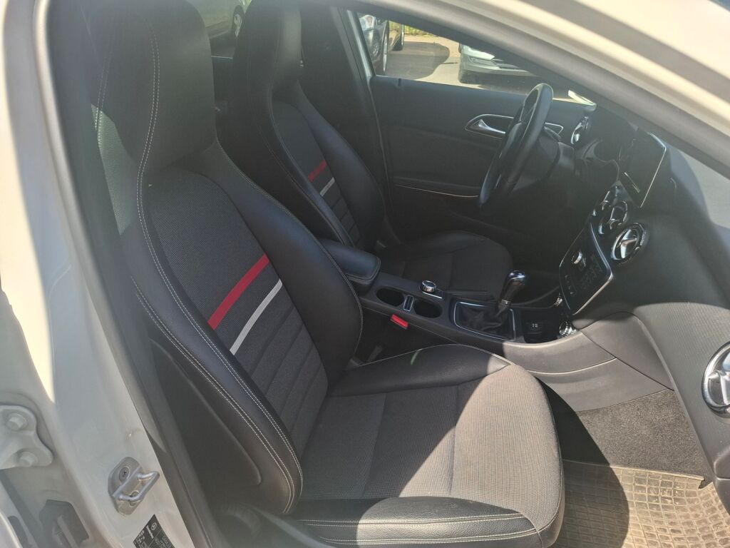 Mercedes-Benz A 2013 Valkoinen