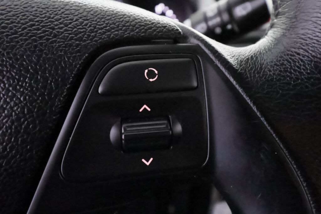 Kia Ceed 2013 Valkoinen