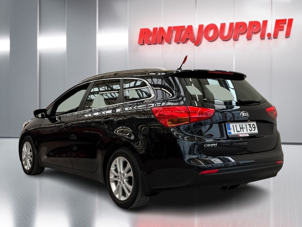 Kia Ceed 2014 Musta