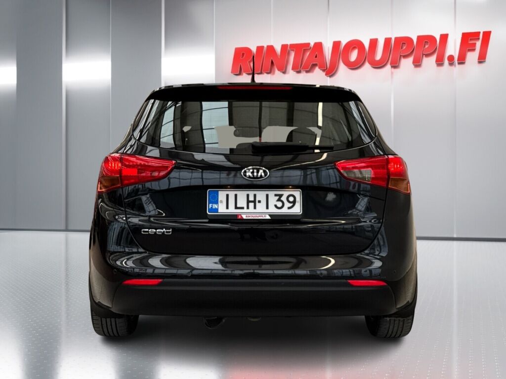 Kia Ceed 2014 Musta