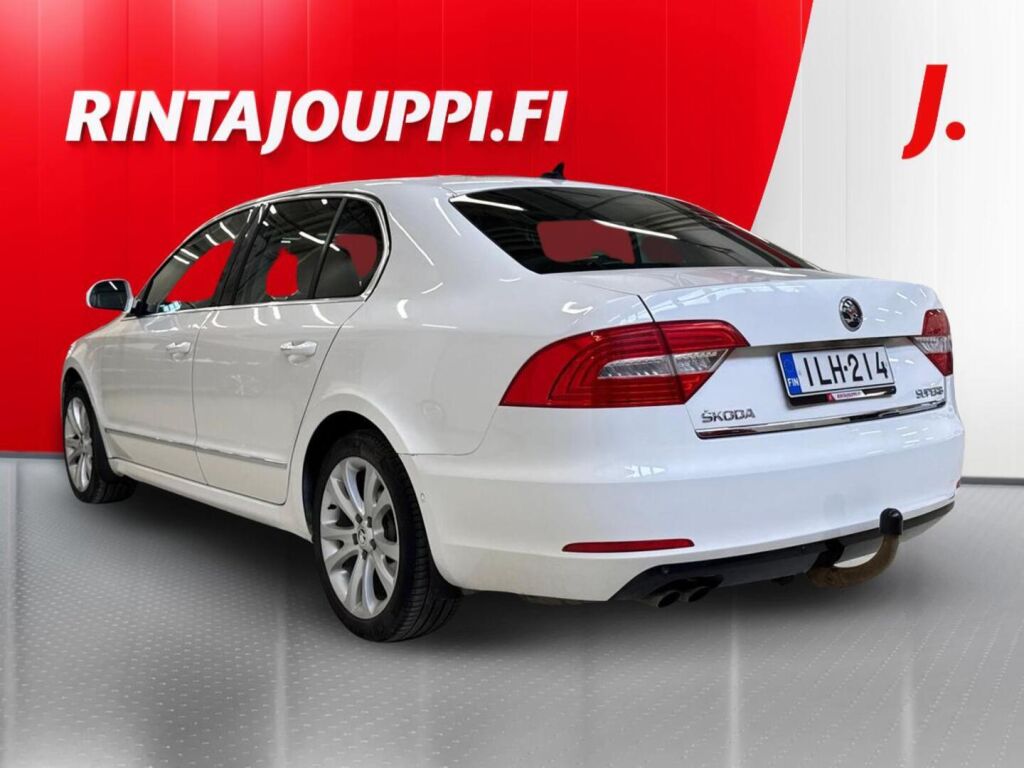 Skoda Superb 2014 Valkoinen