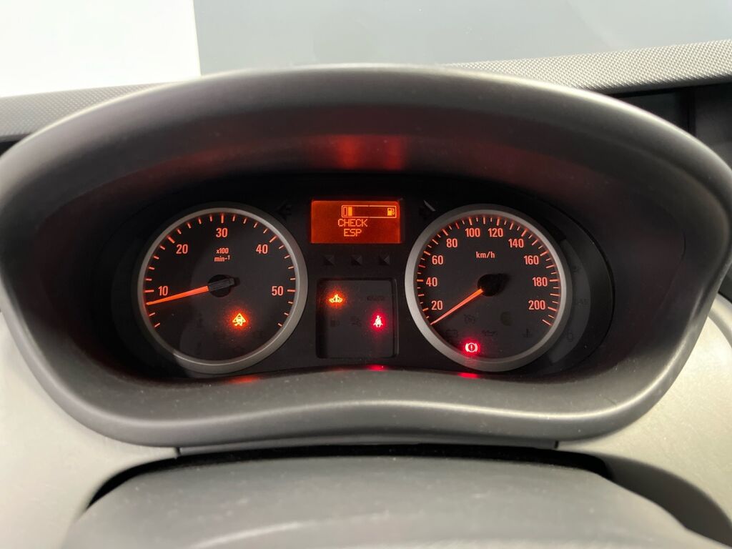 Opel Vivaro 2014 Harmaa