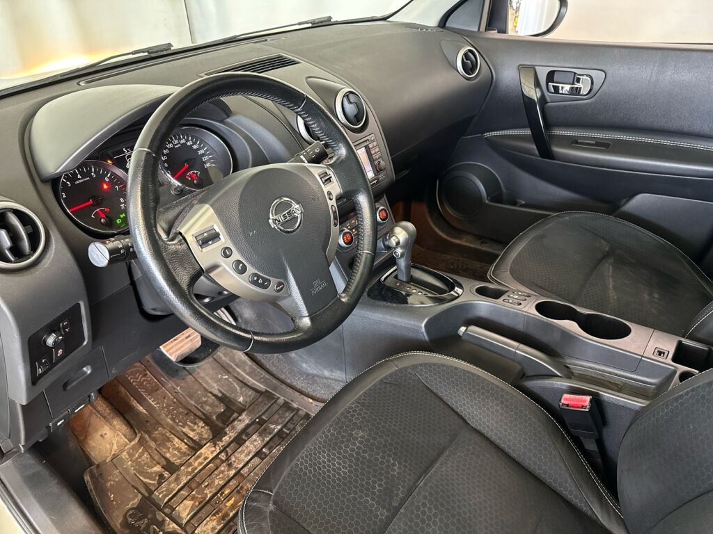 Nissan Qashqai 2013 Valkoinen