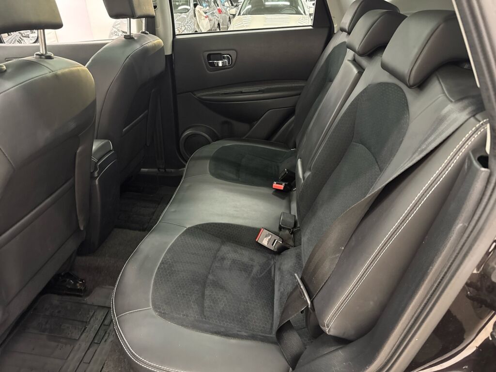 Nissan Qashqai 2013 Violetti