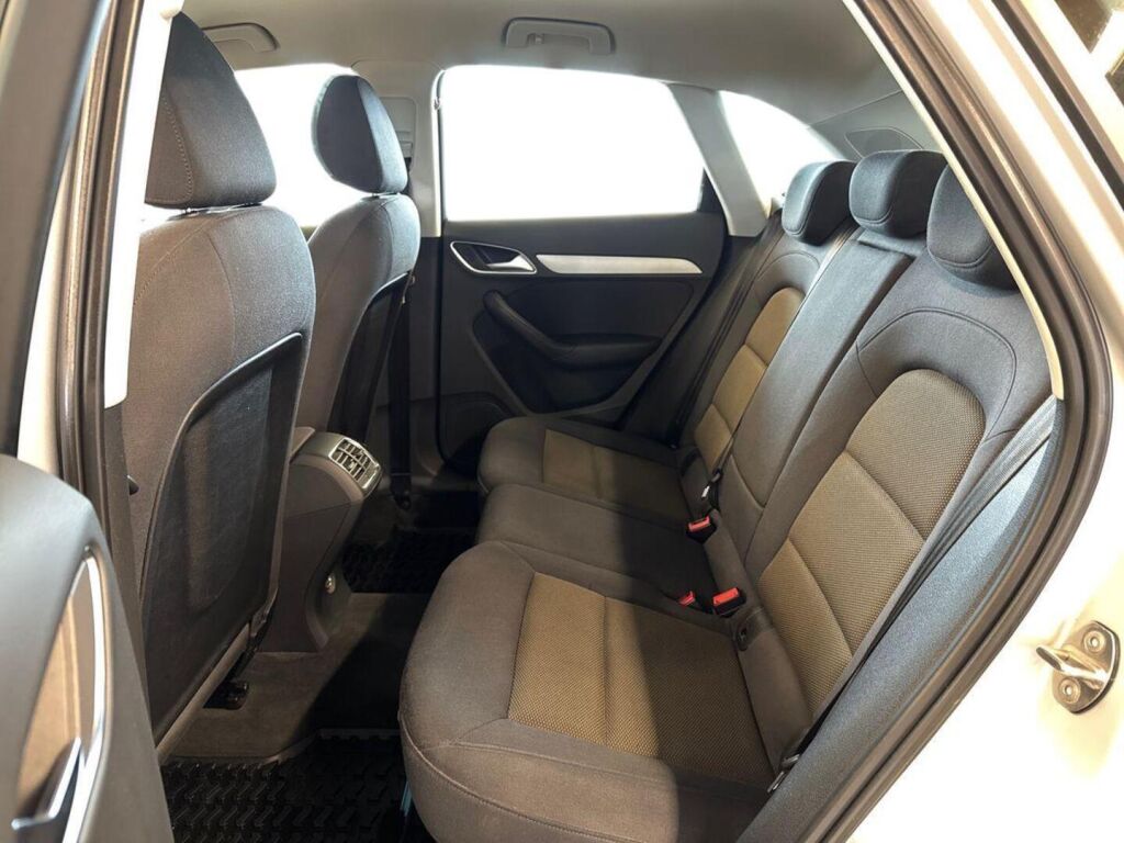Audi Q3 2013 Hopea
