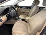 Volkswagen Passat 2014 Ruskea (beige)
