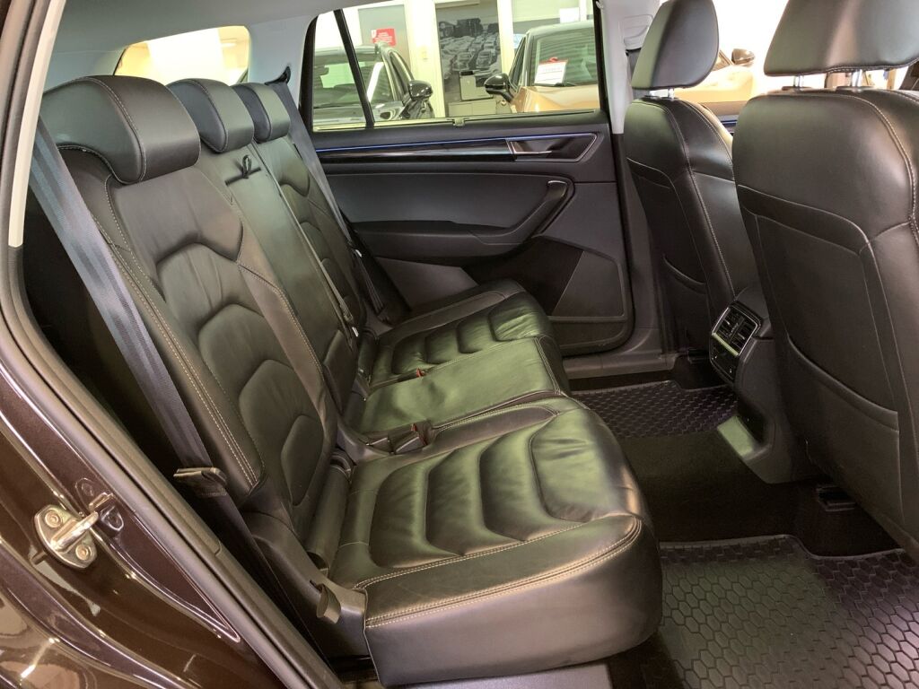 Skoda Kodiaq 2018 Ruskea (beige)