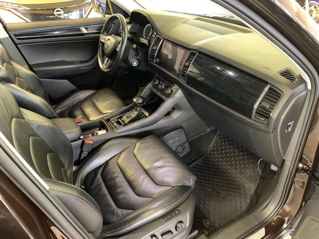 Skoda Kodiaq 2018 Ruskea (beige)