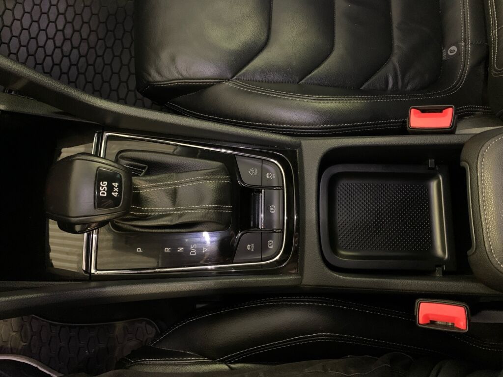 Skoda Kodiaq 2018 Ruskea (beige)