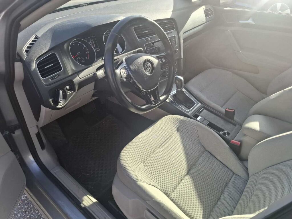 Volkswagen Golf 2013 Harmaa