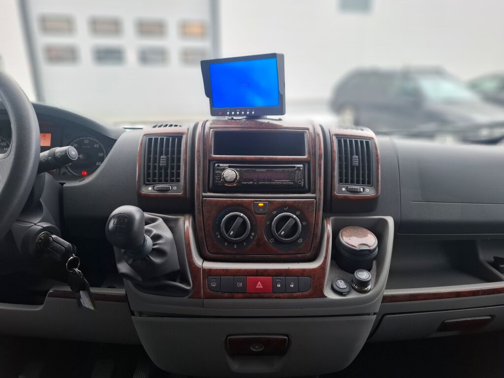 Adria Coral Plus 670 SL 2010 Valkoinen