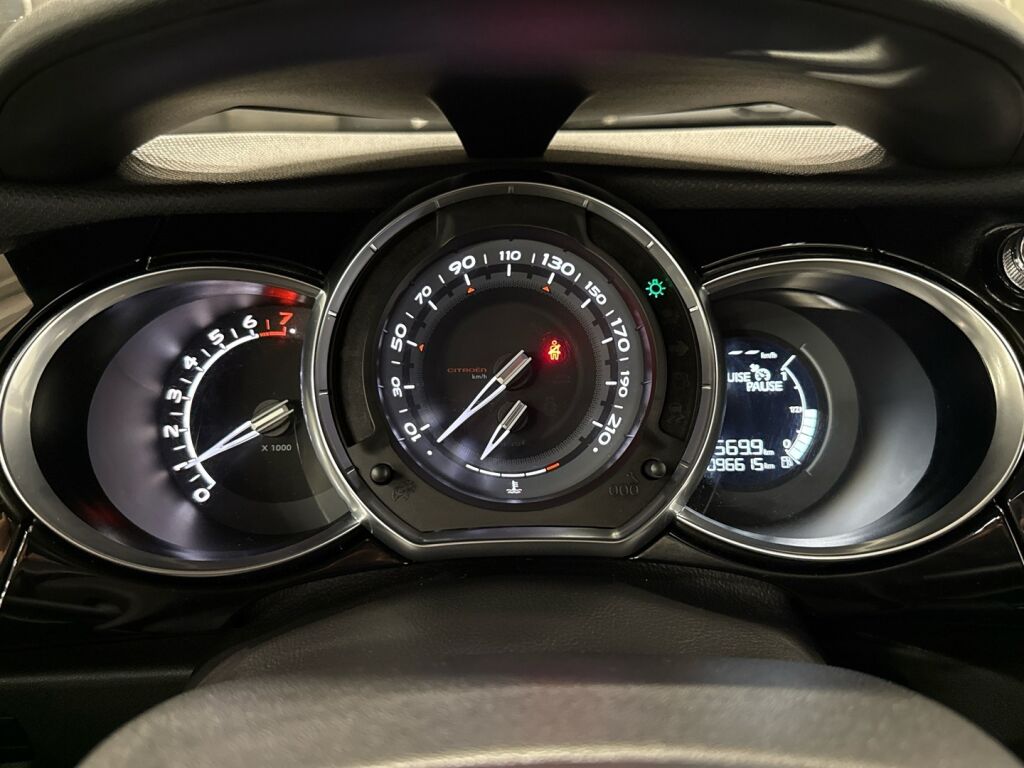 Citroen DS3 2013 Valkoinen