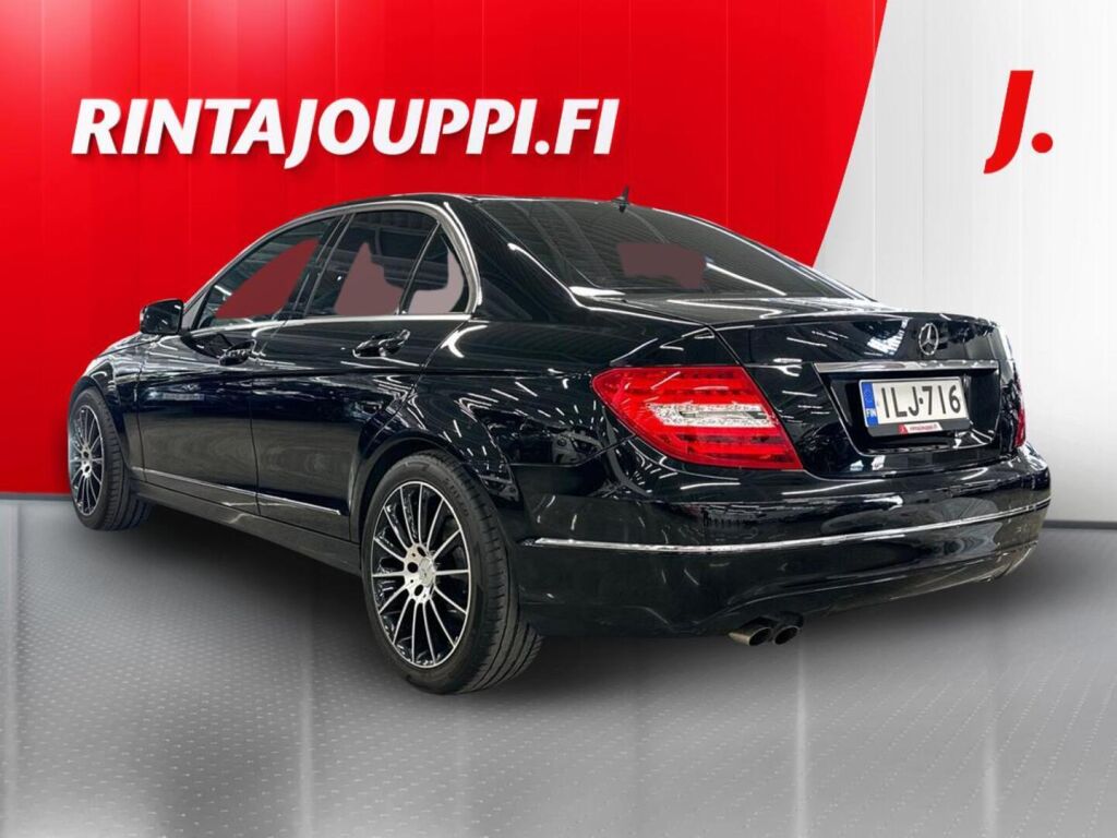 Mercedes-Benz C 2013 Musta