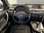 BMW 320 2013 Punainen
