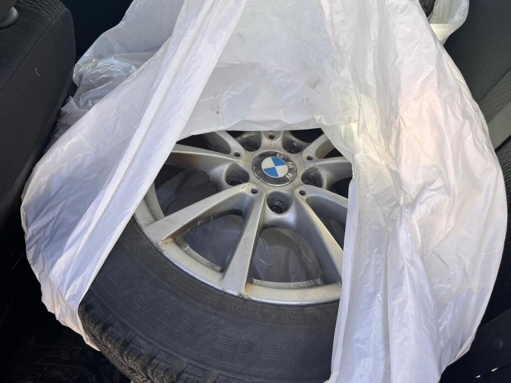 BMW 320 2013 Punainen