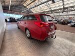 Toyota Auris 2013 Punainen