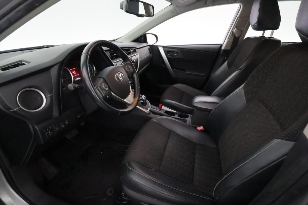 Toyota Auris 2014 Harmaa