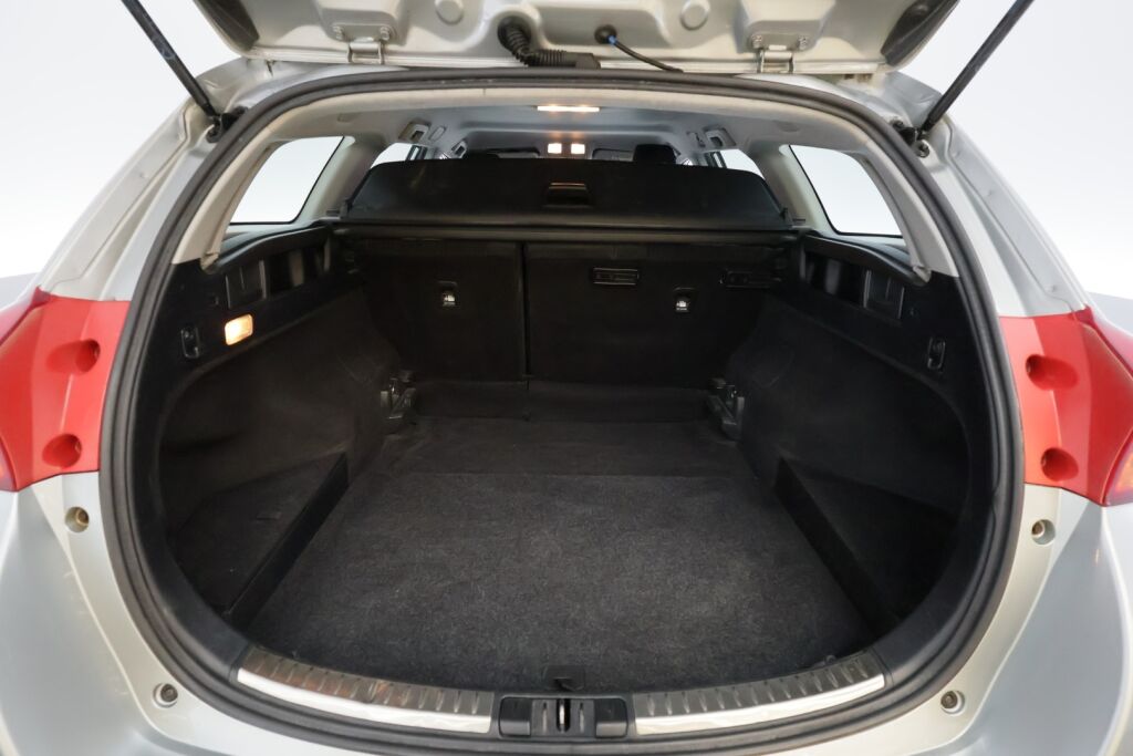 Toyota Auris 2014 Harmaa