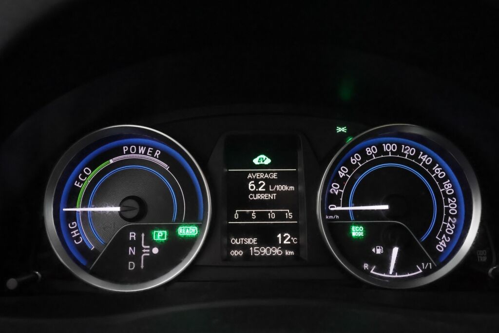 Toyota Auris 2014 Harmaa