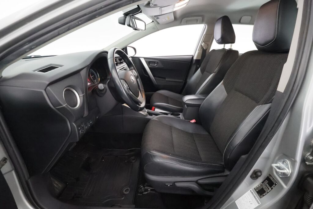 Toyota Auris 2014 Harmaa