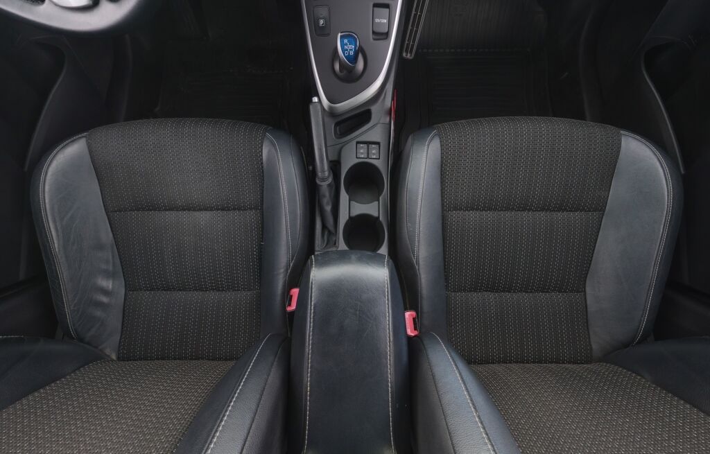 Toyota Auris 2014 Harmaa