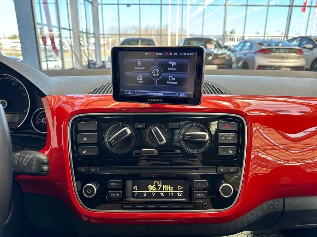 Volkswagen up! 2014 Oranssi