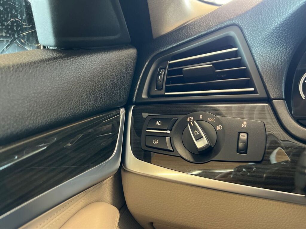 BMW 520 2013 Harmaa