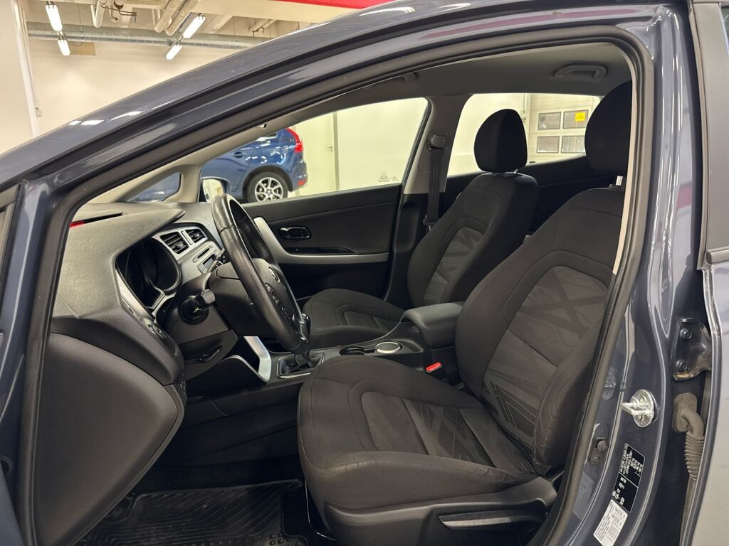 Kia Ceed 2014 Sininen