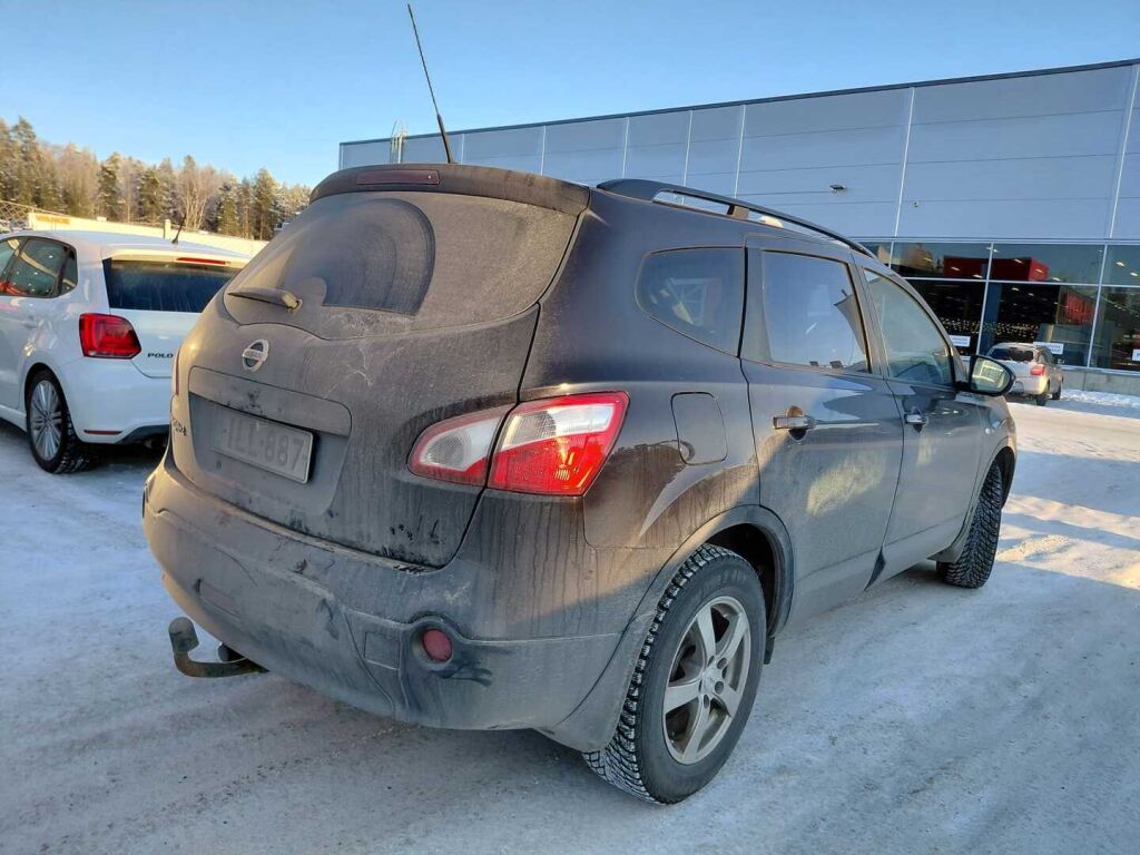 Nissan Qashqai+2 2013 Violetti