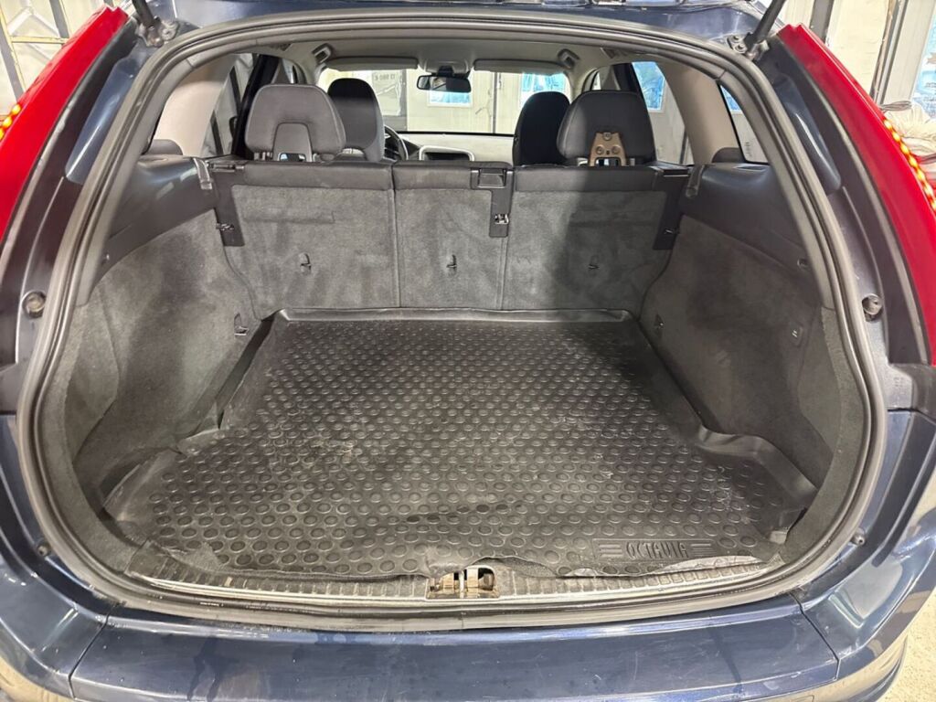Volvo XC60 2014 Sininen