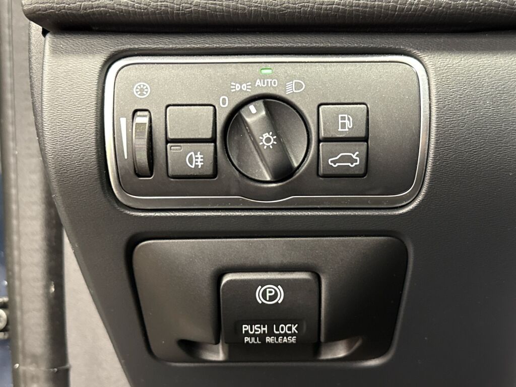 Volvo XC60 2014 Sininen