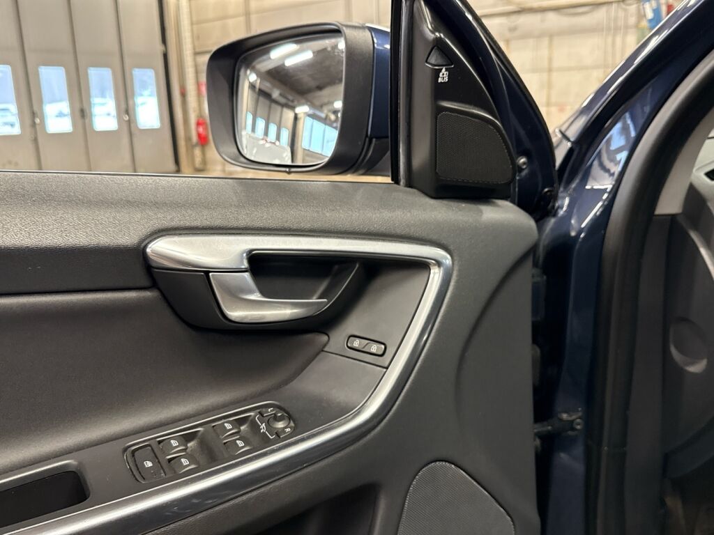 Volvo XC60 2014 Sininen