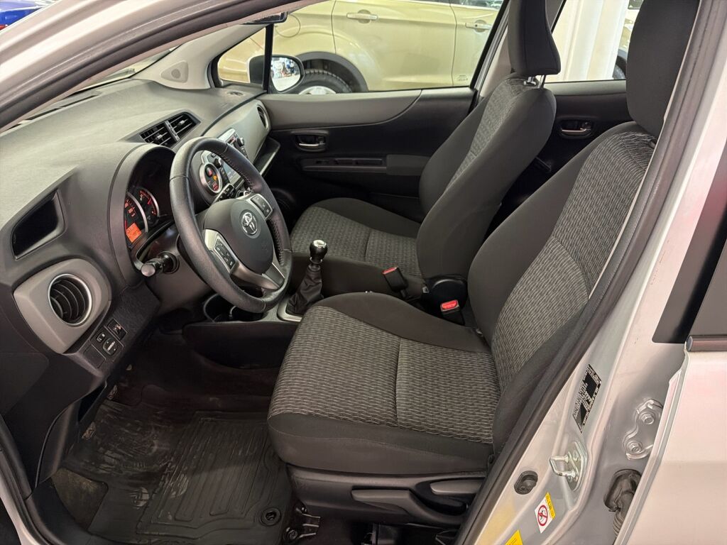 Toyota Yaris 2014 Hopea