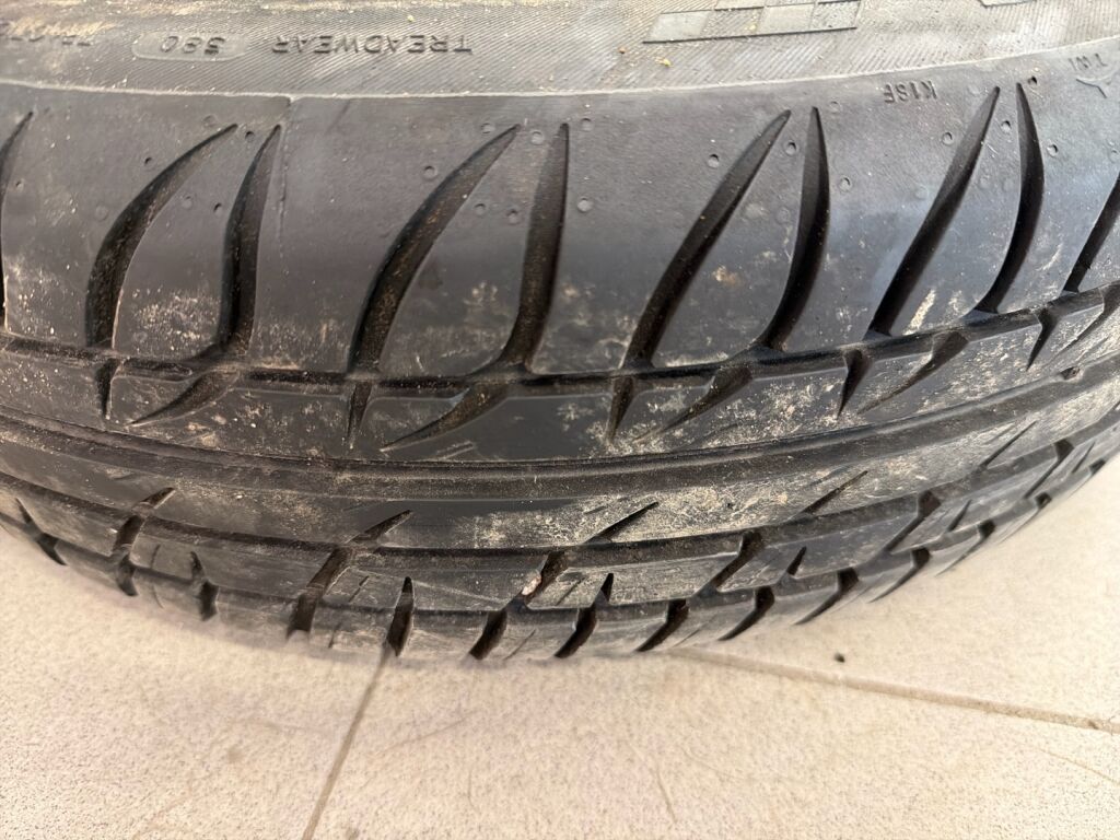 Toyota Yaris 2014 Hopea