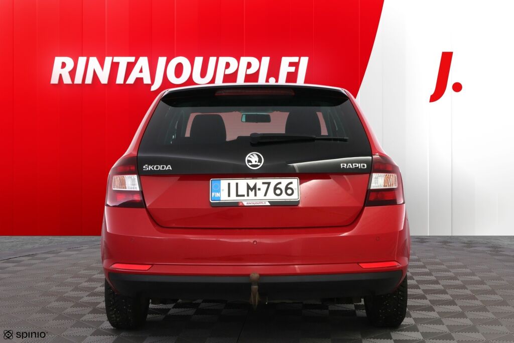 Skoda Rapid 2014 Punainen