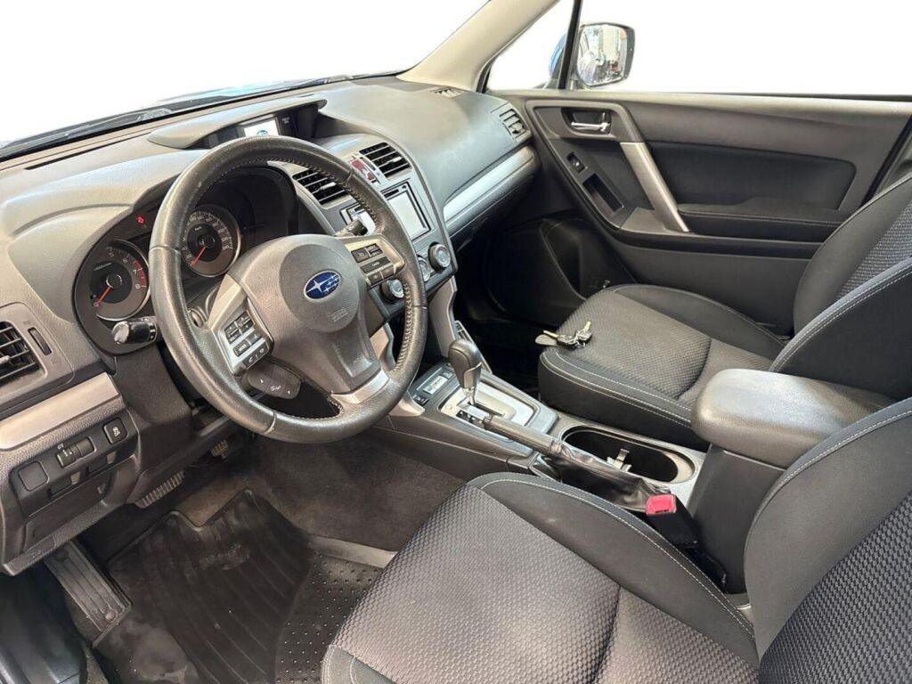 Subaru Forester 2014 Sininen