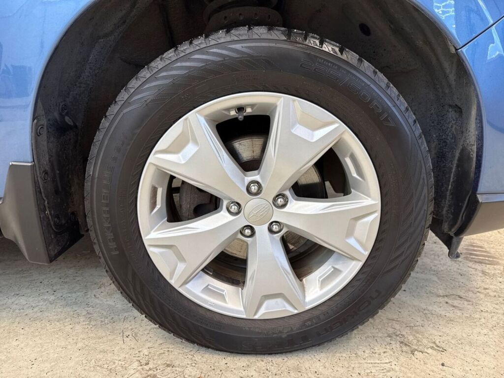 Subaru Forester 2014 Sininen